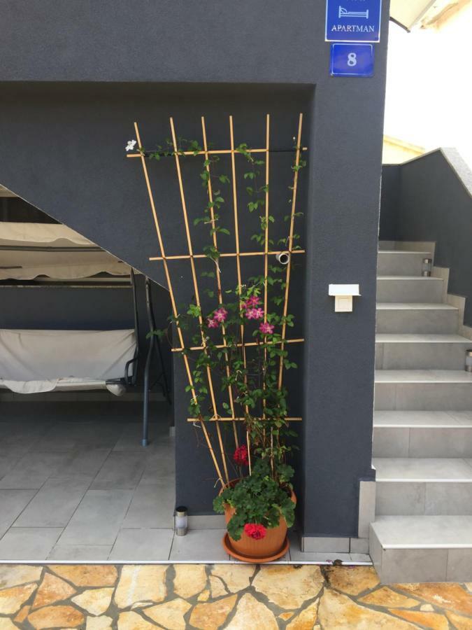 Apartment Roko Vir Zewnętrze zdjęcie